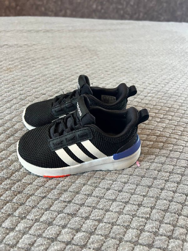 Кроссовки Adidas, р-р FR 23 (идет на 22) 4