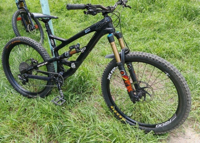 YT CF 2017 карбоновый велосипед размер М