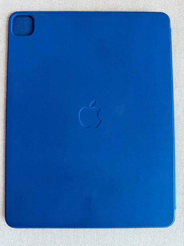 PS4 PRO, DualSense контроллер для PS5, Apple Smart Folio 3