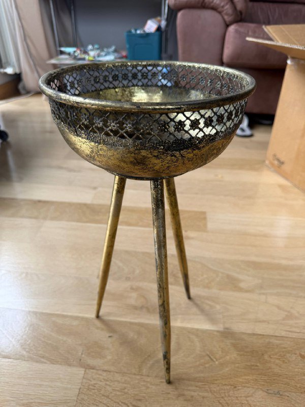 Дизайнерская пепельница 2