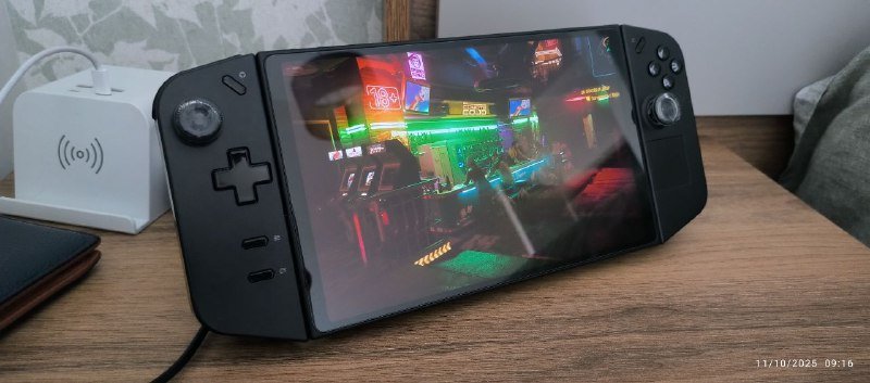 Lenovo Legion Go игровая консоль 5