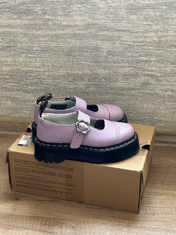 Женские туфли Dr. Martens Addina Flower Buckle кожа 5