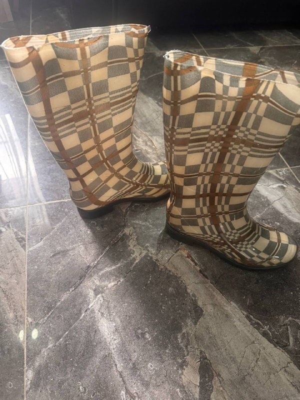 Резиновые сапоги 37 размер 2