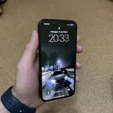iPhone 13 256GB с чехлом 3