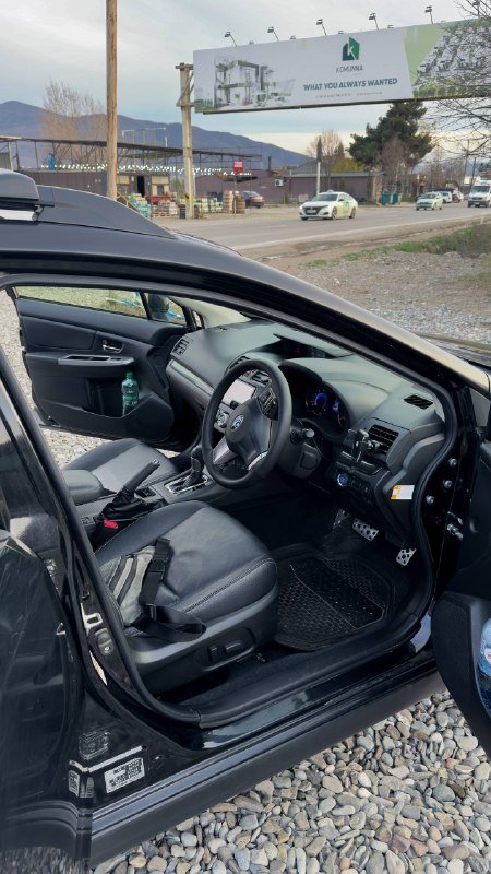 Гибридный автомобиль Subaru XV 5