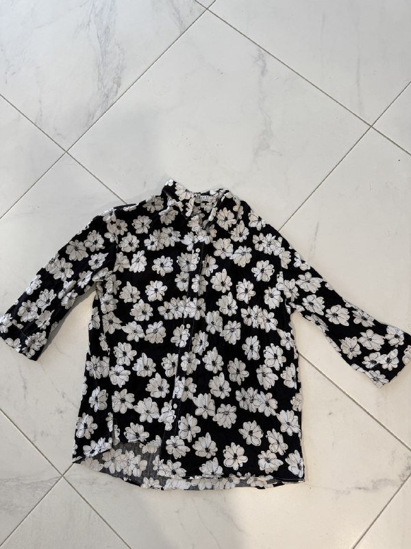 Платье, футболка, шарф, джинсы, шапка, куртки, брюки, рубашки женские 10