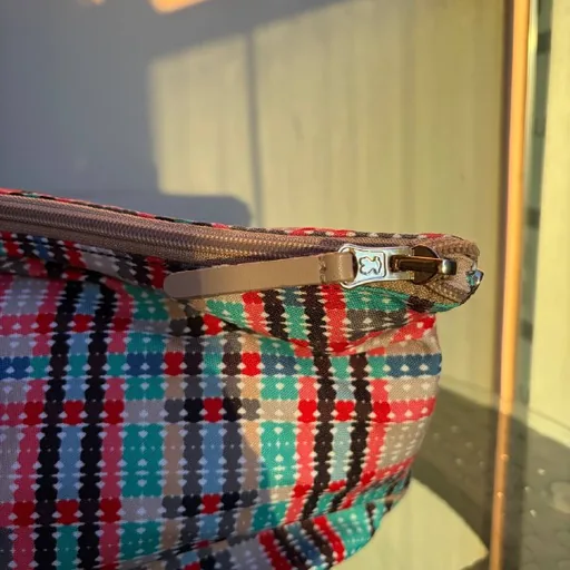Сумочка-клатч Tous, кроссовки U.S. Polo Assn