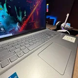 Ноутбук ASUS 17.3" i5 8GB 512GB SSD 4