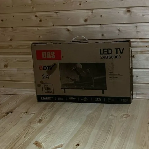Телевизор LED TV 24"
