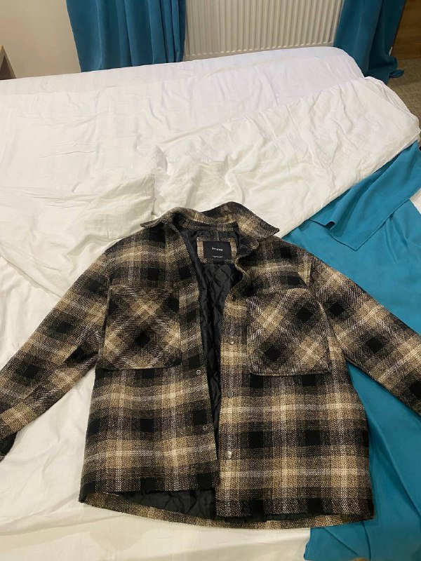 Azzaro The Most Wanted Intense, Mancera Cedrat Boise, джинсы Levi’s, куртка Adidas Originals, куртка Bershka, обувь Adidas Samba, обувь Veja, часы Swatch 7