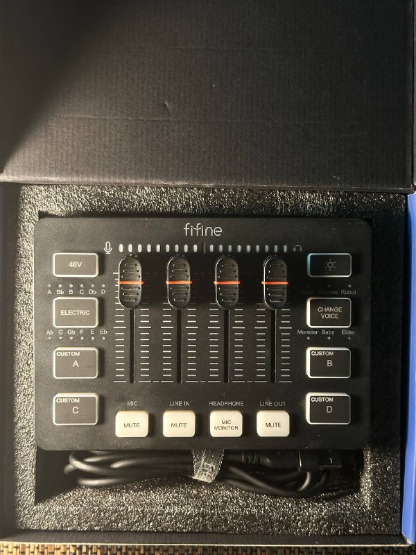 микшер Fifine AmpliGame SC3 2