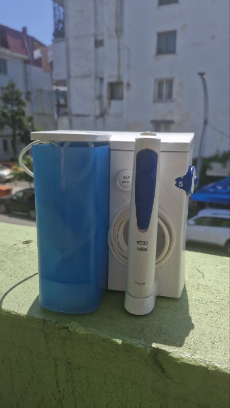 Ирригатор Oral B с насадками 3