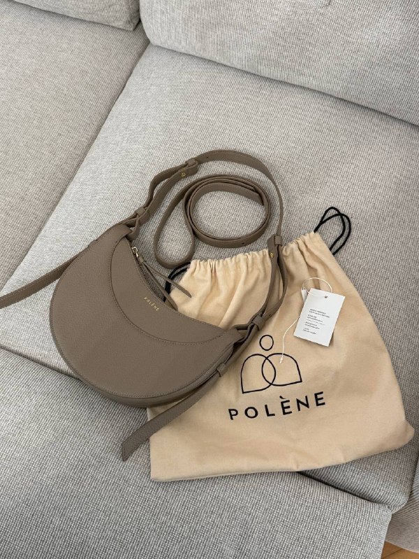 Топ Shein, сумка Polene реплика, кроссовки New Balance, рубашка Uniqlo, юбка Zara, топ H&M, свитер Zara, худи Jack&Jones, кроссовки Ессо, шорты H&M 2