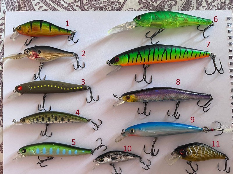 Воблеры, блесна, крючки и катушка