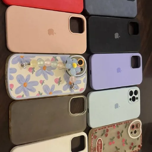 Чехлы для iPhone 12 Pro Max