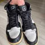 Nike Air Jordan 1 Mid Carbon Fiber 5