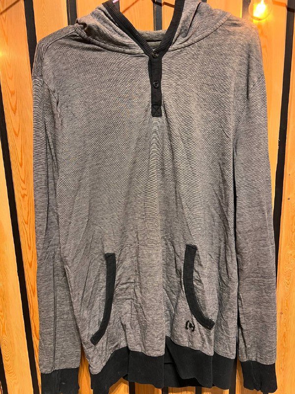 Мужская одежда размера М, футболки, рубашки, толстовка, свитер, шорты 9