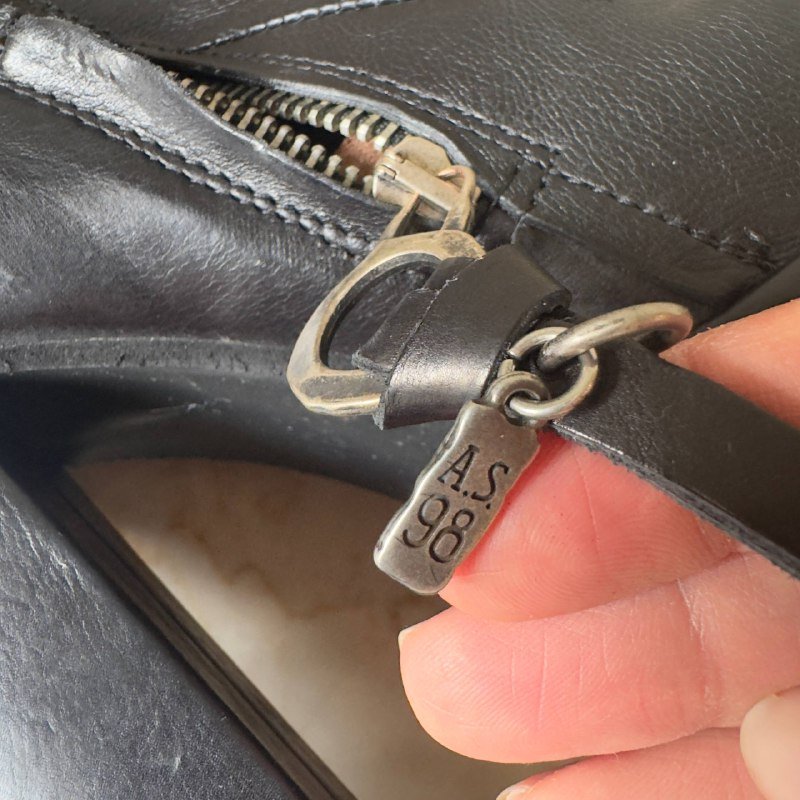 Кожаные сапоги A.S.98 на каблуке 39 размер 2