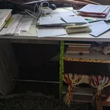 Холодильник, стулья, письменный стол 3