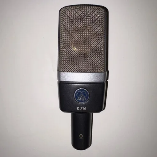 AKG C214 конденсаторный студийный микрофон