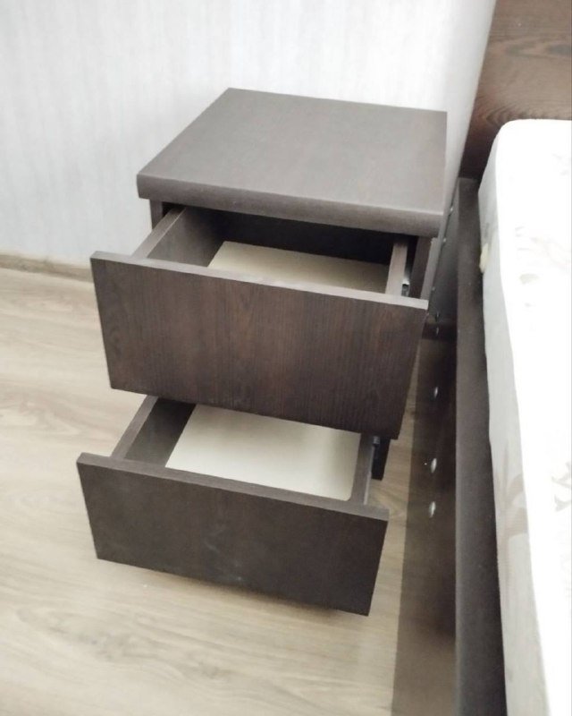 Тумба прикроватная 2