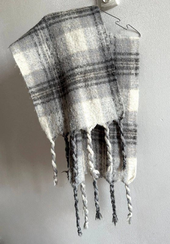 Шапка, шарф, манишка ручная вязка 3