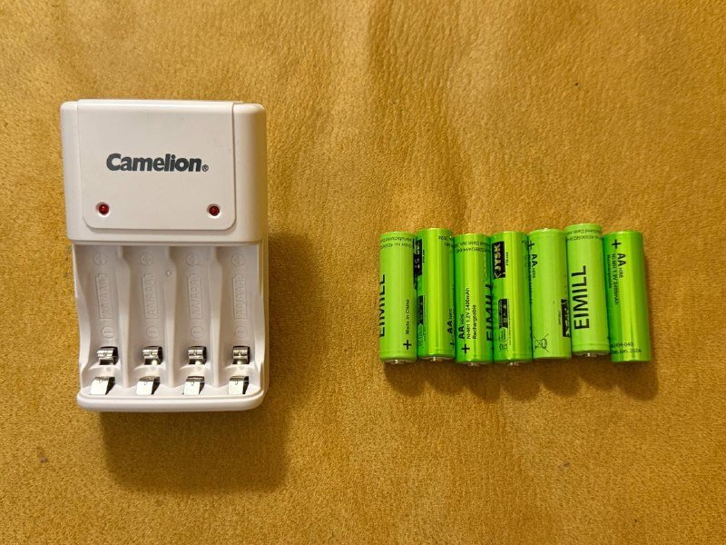 Адаптер ROBITON DN500, Зарядка и аккумуляторы Jusk 2400 mAh 3