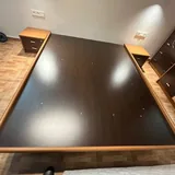Кровать со спинкой и двумя тумбами 4