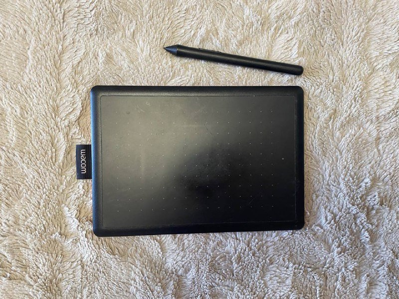 Графический планшет One by Wacom