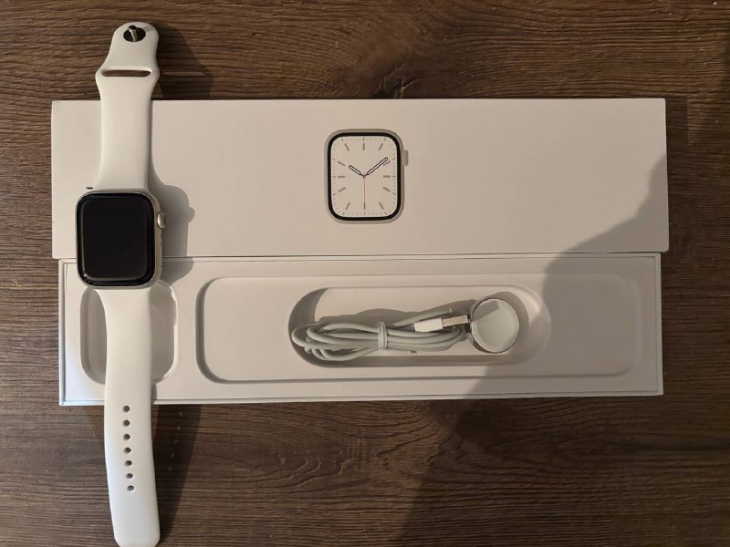 Apple Watch 7 45 in perfect condition