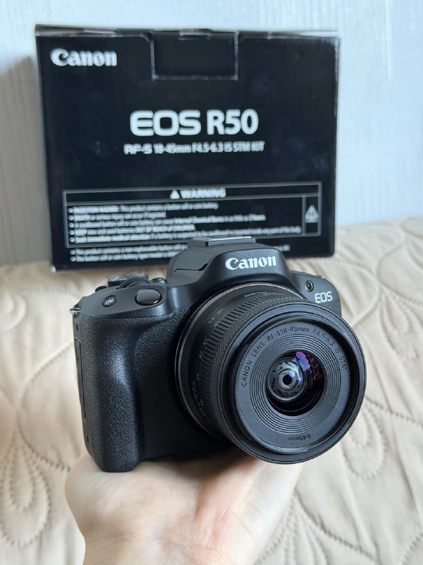 Canon EOS R50, объектив 18-45mm, карта памяти 4