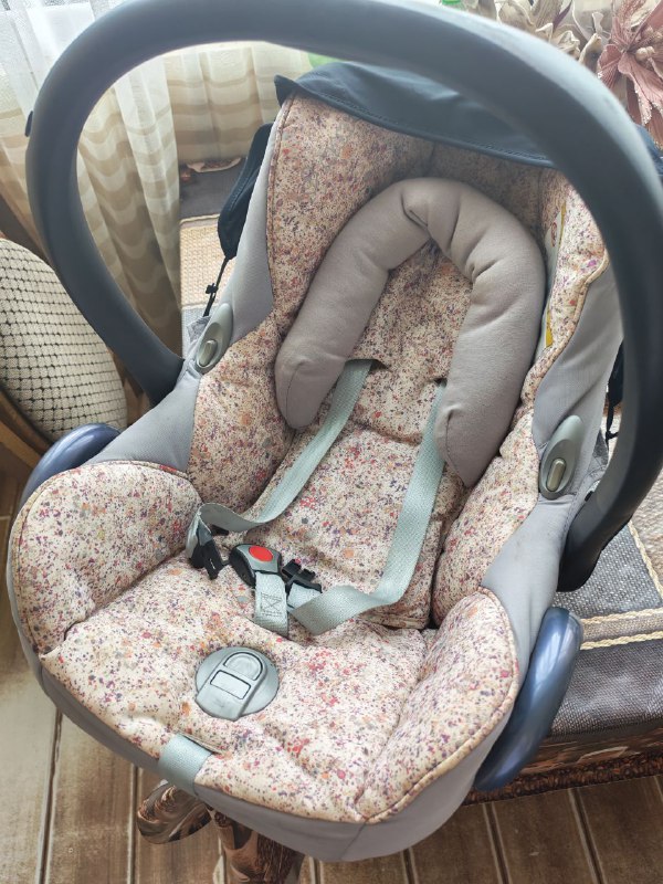 Автолюлька Maxi-Cosi 4
