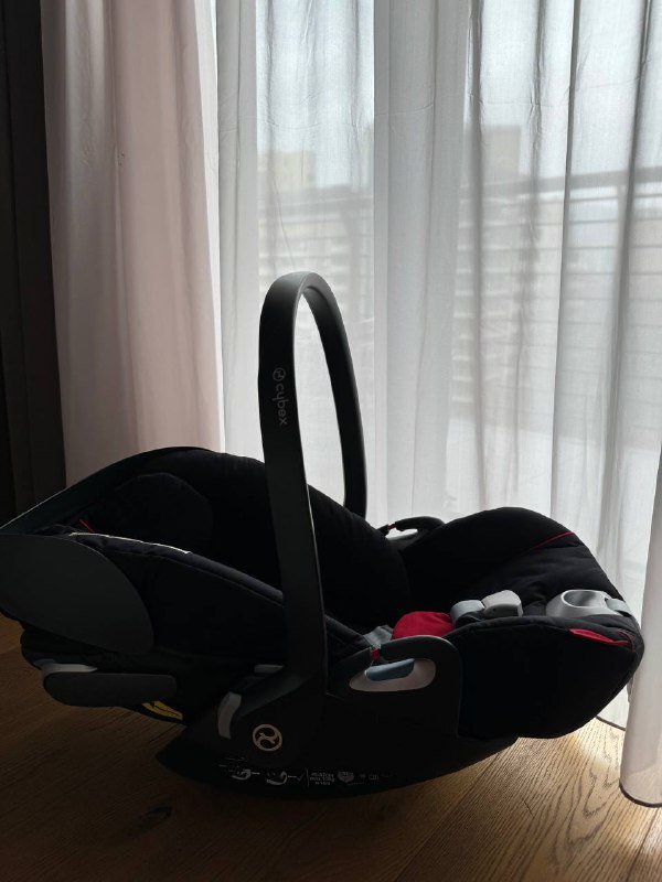 Детское автокресло Cybex 4