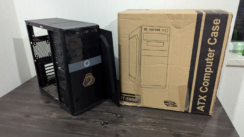 Корпус Inter-Tech IT-5908 Full Tower для плат ATX/micro-ATX 5