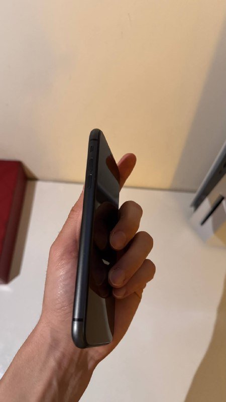 iPhone 11 64GB, iPhone 11 128GB 4