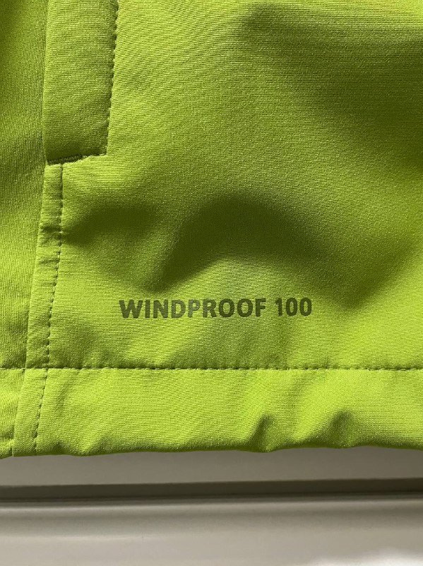 Женская куртка Vaude softshell для походов 3