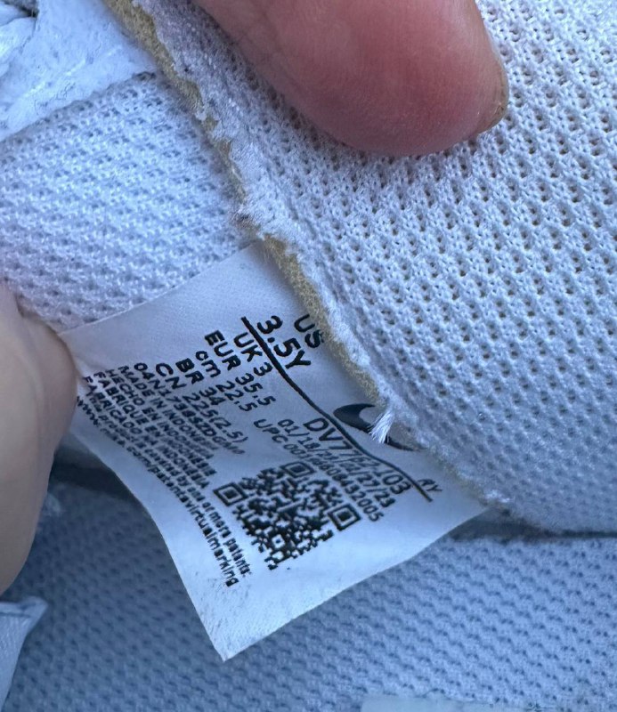 Новые кроссовки Nike, оригинал 2