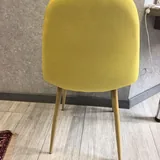 Жёлтый стул 1