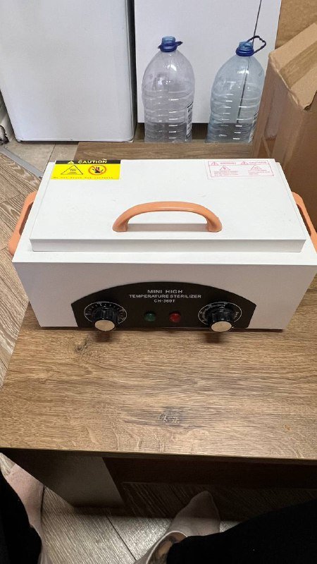 Набор для маникюра: машинка, UV-лампа, фен, стерилизатор, сухожар 6