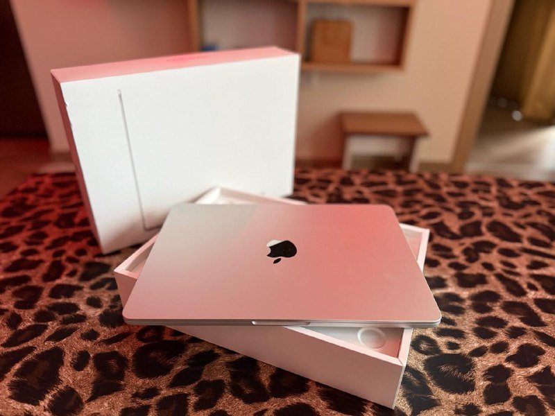 Apple MacBook Air M4 16GB 256GB 13.4"
