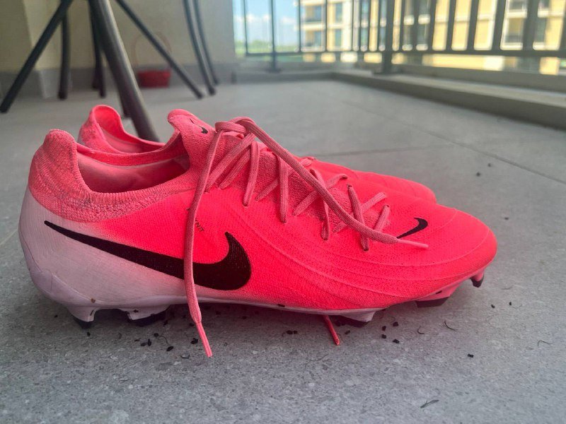 Оригинальные бутсы Nike размер 42-43