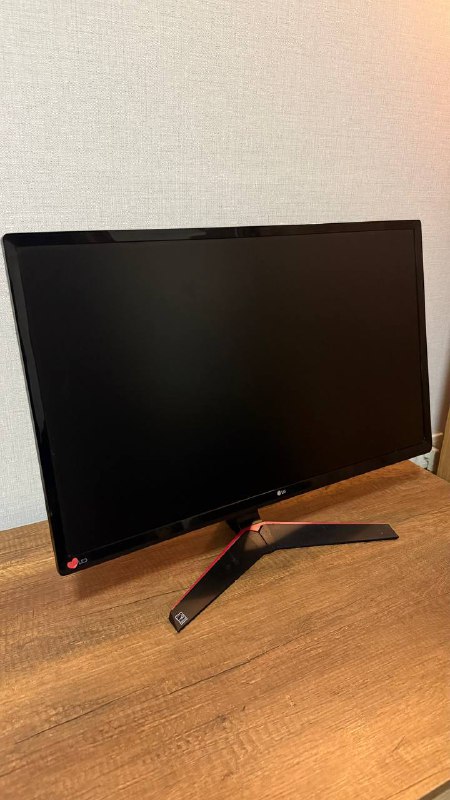 Монитор LG 27 дюймов, Canon 550D с объективом, Xiaomi Smart Band 9, Наушники Sony WH-CH520