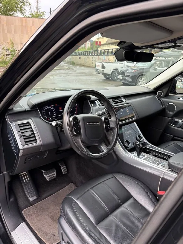Land Rover Range Rover Sport 5