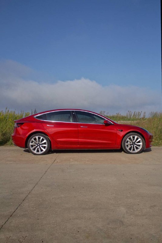 Tesla Model 3 2018 4