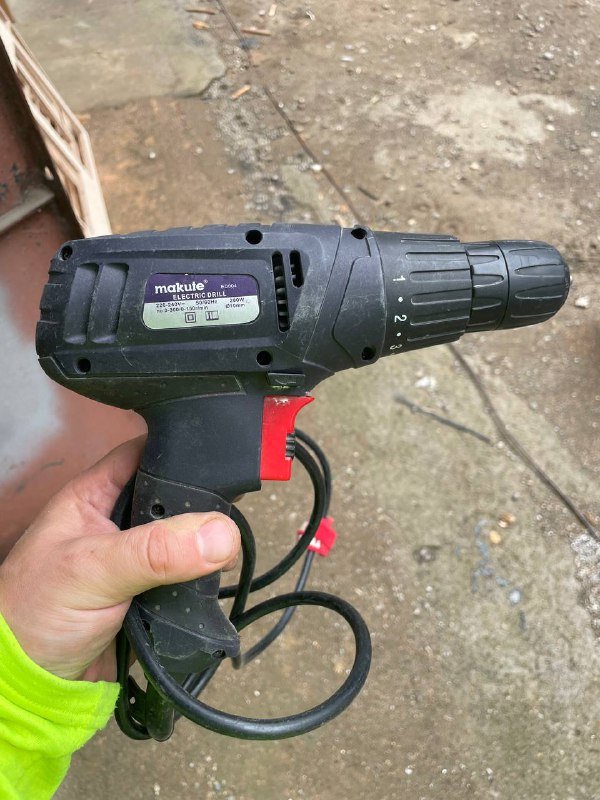 фурнитура, столы, алюминиевые профили, обогреватель, бойлер, бочка, инструменты 8