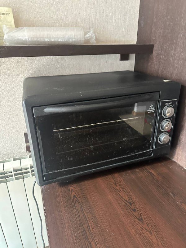 Стол и стул, духовой шкаф Franko 3