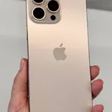 2 × iPhone 16 Pro Max 256 ГБ 4
