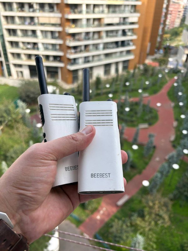 Хозяйственный шланг, ботинки для тенниса, рации Wilkie, колонки Microlab FC550 4