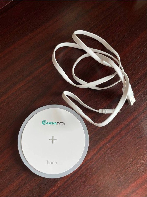 Наушники, очки для плаванья, беспроводная зарядка, джинсы, штаны, кроссовки, шлепки, браслет 4