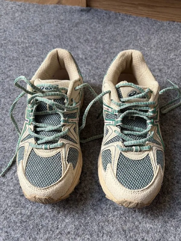 Кроссовки Asics 1